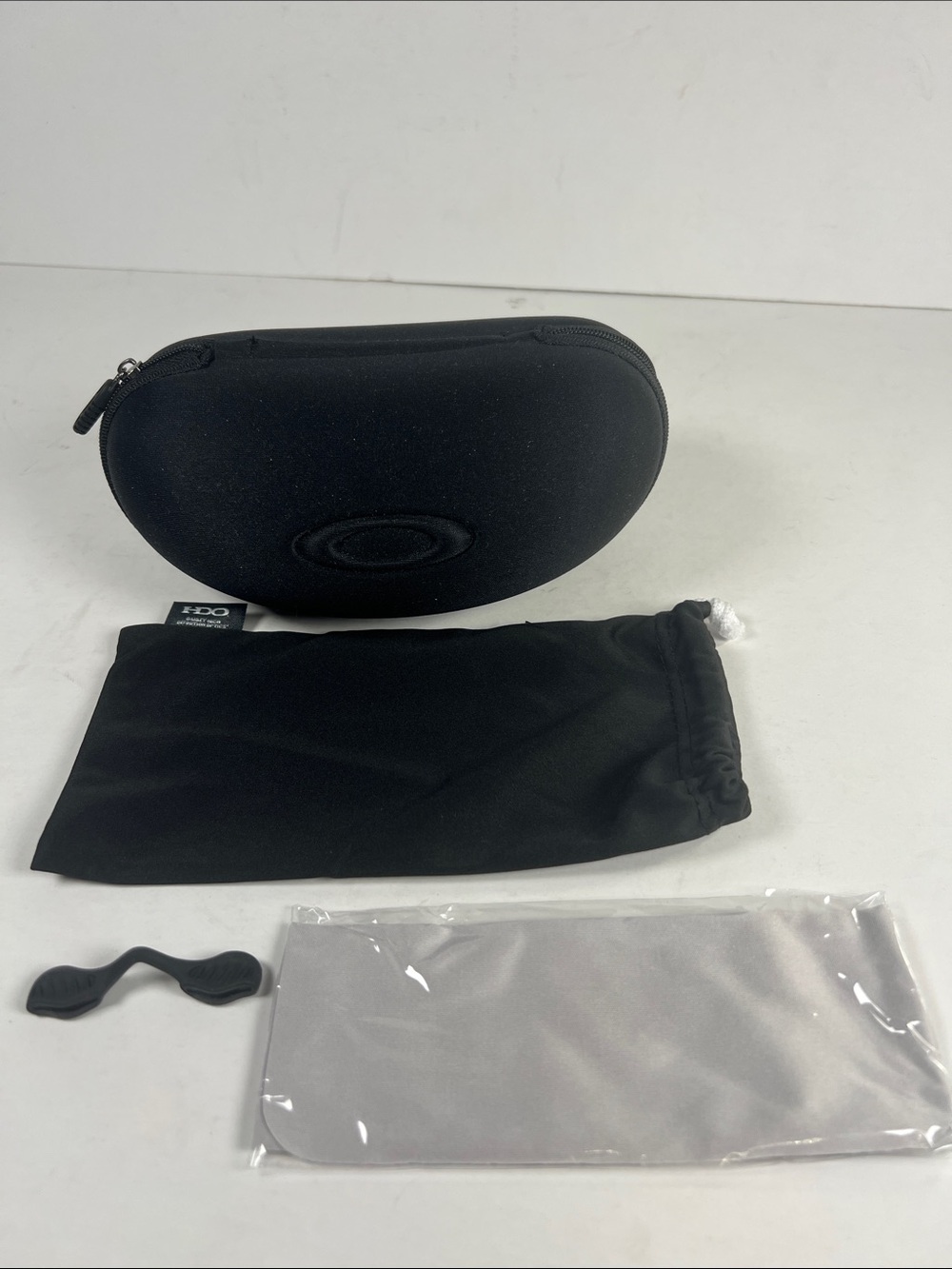 Oakley Black Zippered Hard Case with Microfiber Pouch and Cloth